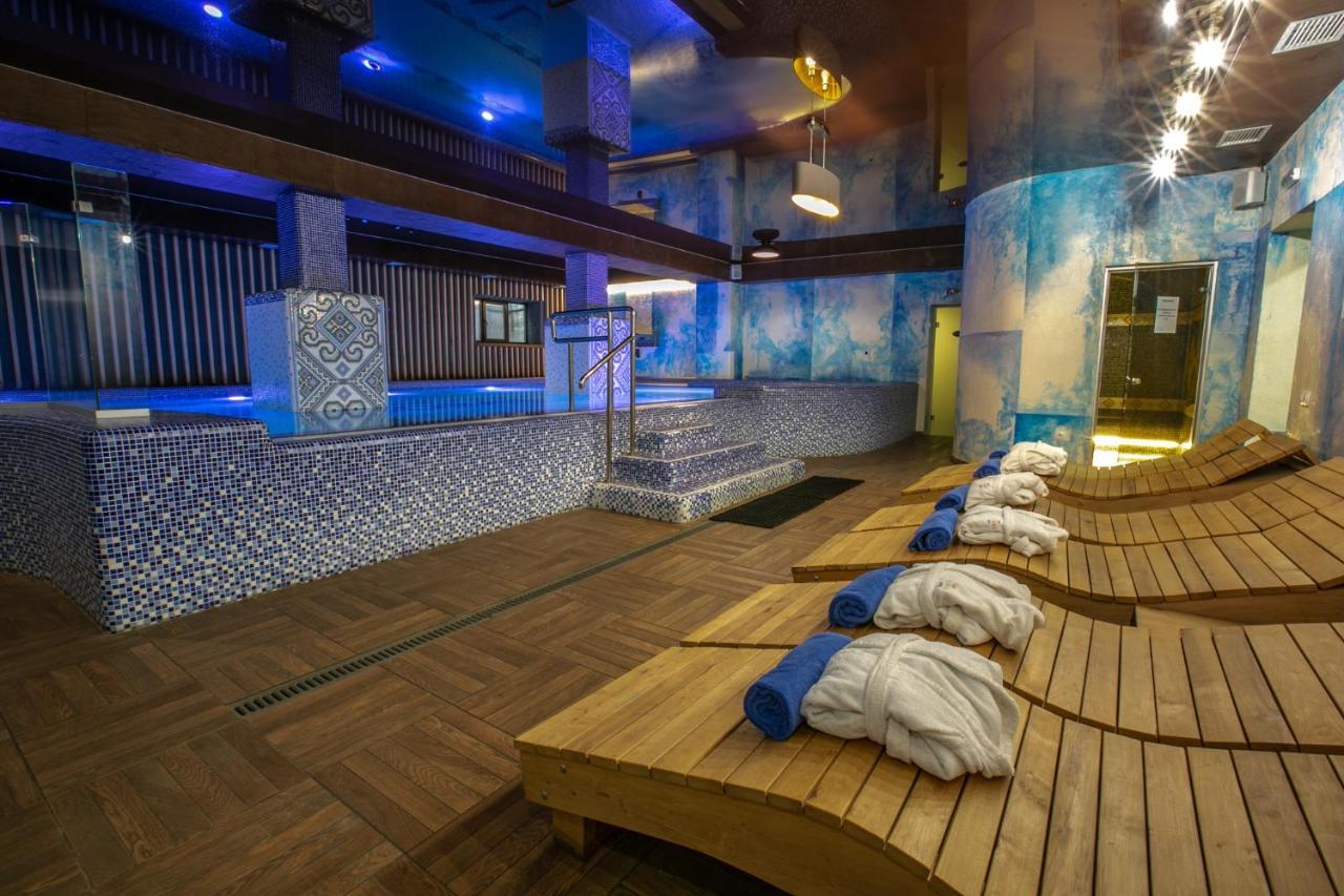 Goral Hotel & Spa Bukovel Exterior photo